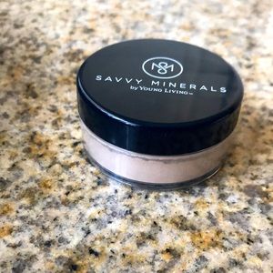 NEW & Sealed Young Living Savvy Minerals Foundation Powder